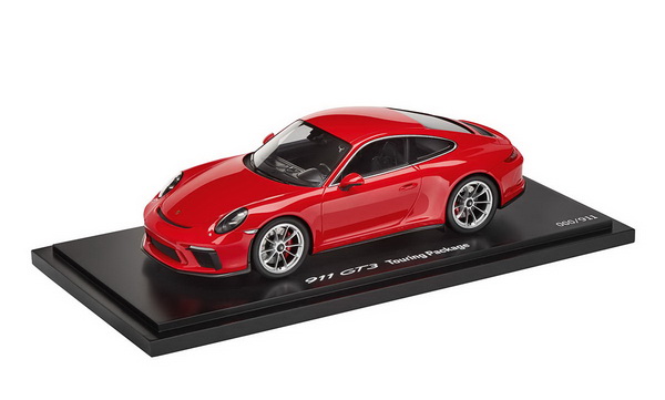 Porsche 991 GT3 Touring Package - red