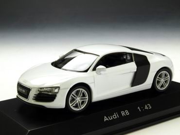 Модель 1:43 Audi R8 - white