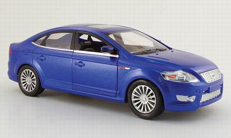 Модель 1:18 Ford Mondeo - blue (инерционный)