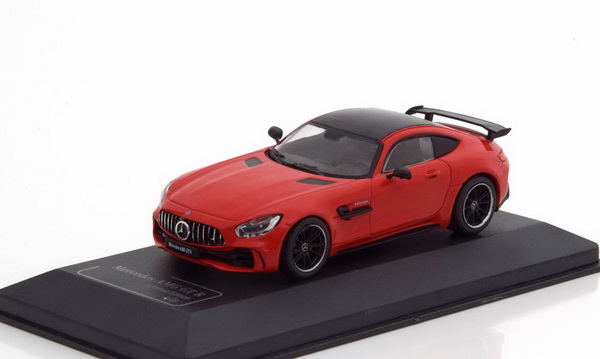 Модель 1:43 Mercedes-AMG GT R Coupe Plain Body - red