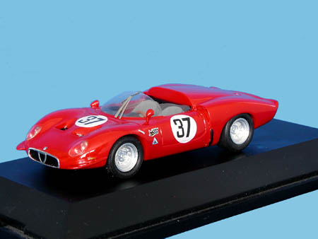 Модель 1:43 Alfa Romeo 33 V8 LH Sebring