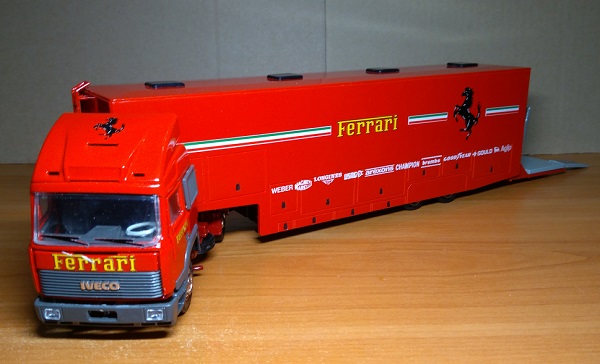 Iveco Ferrari Formula 1 Car Transporter 6133052 Модель 1 43