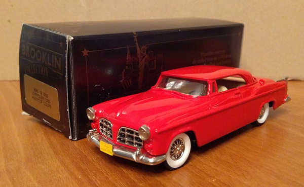 Модель 1:43 Chrysler 300C - red