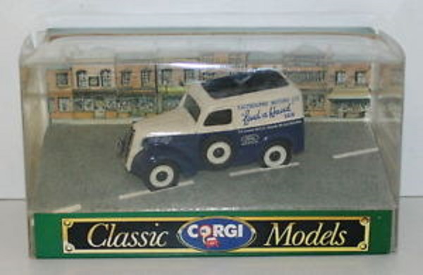 Модель 1:43 Ford Popular Van