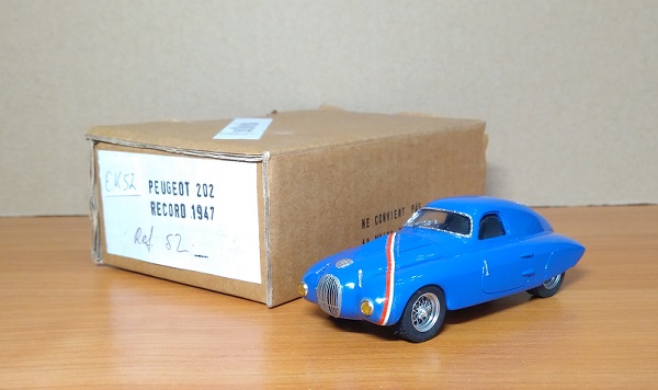 Модель 1:43 Peugeot 202 record - blue
