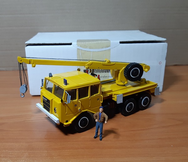 berliet tbu grue sapeurs pompiers de strasbourg - yellow FT9 Модель 1:50