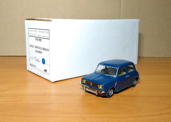 Модель 1:43 B.M.C. Mini Clubman Saloon - blue