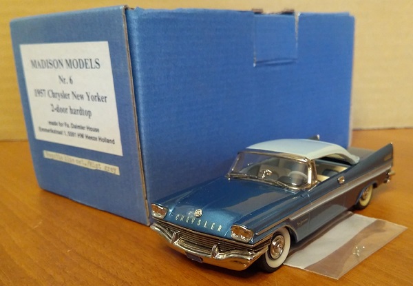 Модель 1:43 Chrysler New Yorker 2-door hardtop - regatta blue met/mist grey