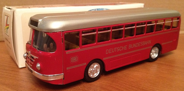 Büssing Bus Deutsche Bundesbahn - red