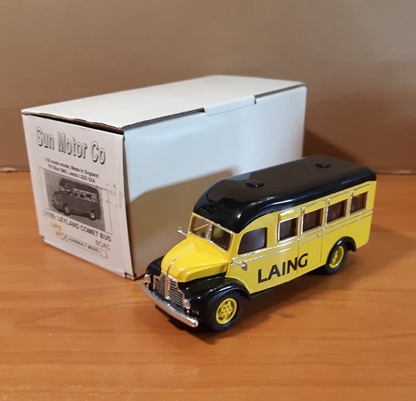 Leyland Comet Service Bus "LAING" - yellow/black SM195 Модель 1:50