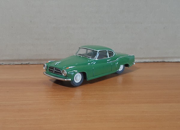 Модель 1:43 Borgward Isabella Coupe - green