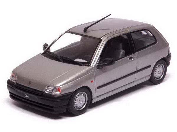 Модель 1:43 Renault Clio (3-door) - silver