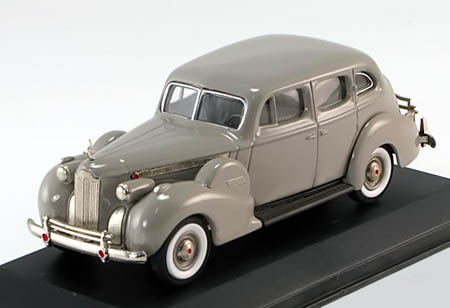 Модель 1:43 Packard Super 8 Sedan - grey