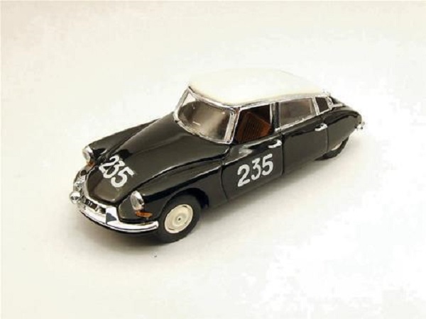Citroen DS19 #235 Mille Miglia 1957 Renaud - Gordine