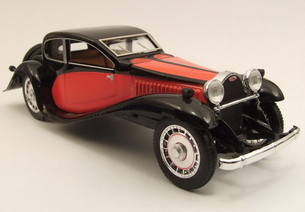 Модель 1:43 Bugatti T50 - red/black