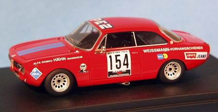 Модель 1:43 Alfa Romeo GTAM HAHN DRM (BETZLER)