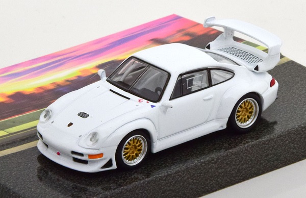 Модель 1:64 Porsche 911 GT2 white