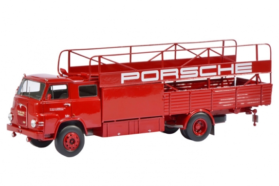 Модель 1:18 MAN Renntransporter «Porsche»