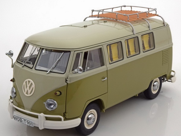 Модель 1:18 Volkswagen T1 Camping Bus
