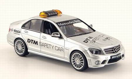 Модель 1:43 Mercedes-Benz C 63 AMG Safety Car DTM