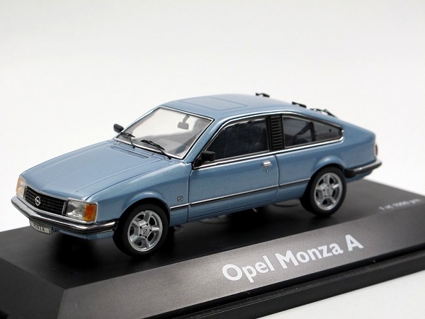 Модель 1:43 Opel Monza - blue