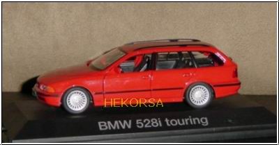 Модель 1:43 BMW 528i Touring (E39) - rot