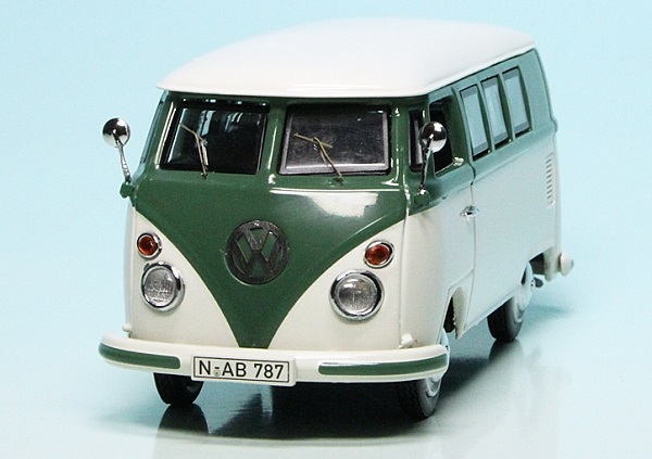 Модель 1:43 VW T1 Bulli Bus white/green