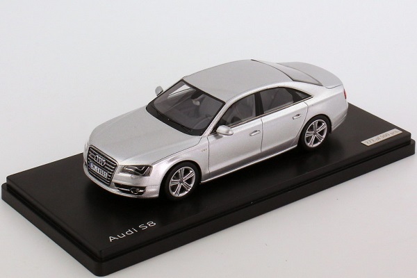 Audi S8 (Prism Silver) HQ resin (Audi Promo) 5011118113 Модель 1 43