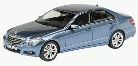 mercedes-benz e limousine avantgarde (w212) - blue 7322 Модель 1:43