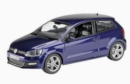 Модель 1:43 Volkswagen Polo - blue