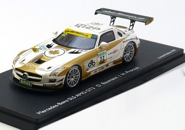 Модель 1:43 Mercedes SLS AMG GT3 №32, ADAC GT Masters 2011 Baumann/Proczyk (Limited Edition 500 pcs)