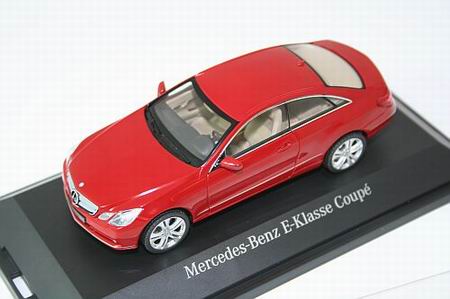 Модель 1:43 Mercedes-Benz E-class Coupe (C207) - red