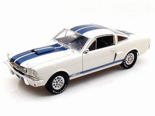 shelby gt 350 - white w/blue stripes SC160 Модель 1:18