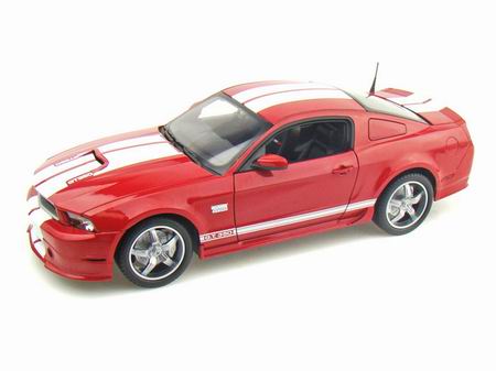ford shelby gt350 - red/white stripes SCDC11832 Модель 1:18