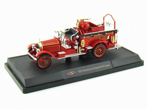 Модель 1:32 American La France Fire Pumper - red