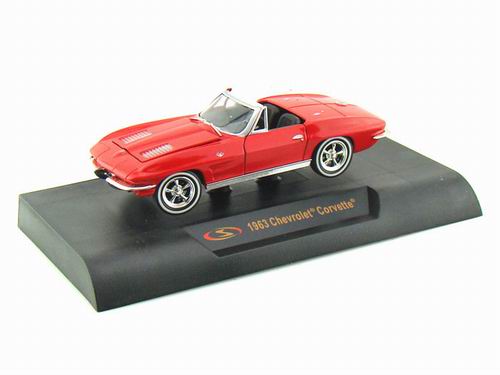 Модель 1:32 Chevrolet Corvette Convertible - red