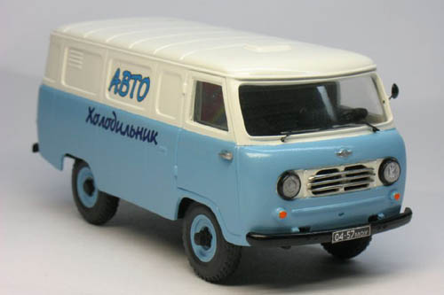 УАЗ-451 - Фургон цельнометаллический «Авто холодильник» / uaz 451 van SL058 Модель 1 43