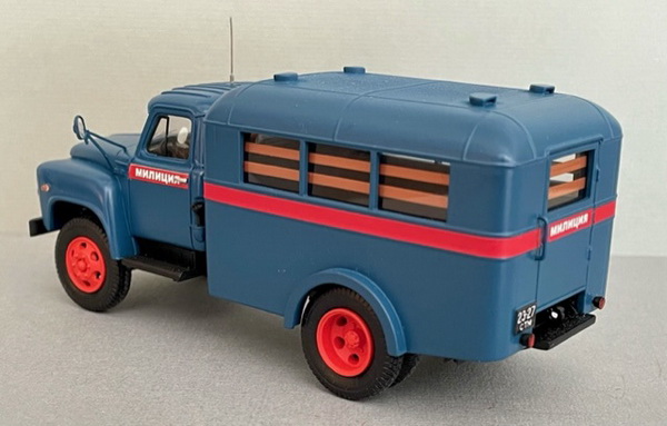 Модель 1:43 АМ-3 - фургон для перевозки личного состава и задержанных (52-01). Серия 30 экз.