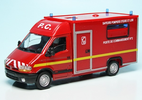 Renault Master (1997) Ambulance "Feuerwehr D'Eure et Loir" 421505340 Модель 1:50