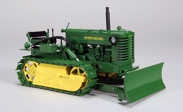john deere model "mc" crawler tractor with blade JDM260 Модель 1:16