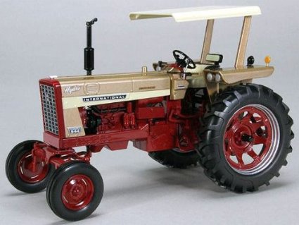 Модель 1:16 FARMALL 544 HYDRO DIESEL WIDE FRONT GOLD Tractor