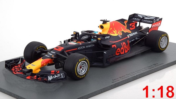 Модель 1:18 Aston Martin Red Bull Racing RB14 №3 Winner GP China (Daniel Ricciardo)