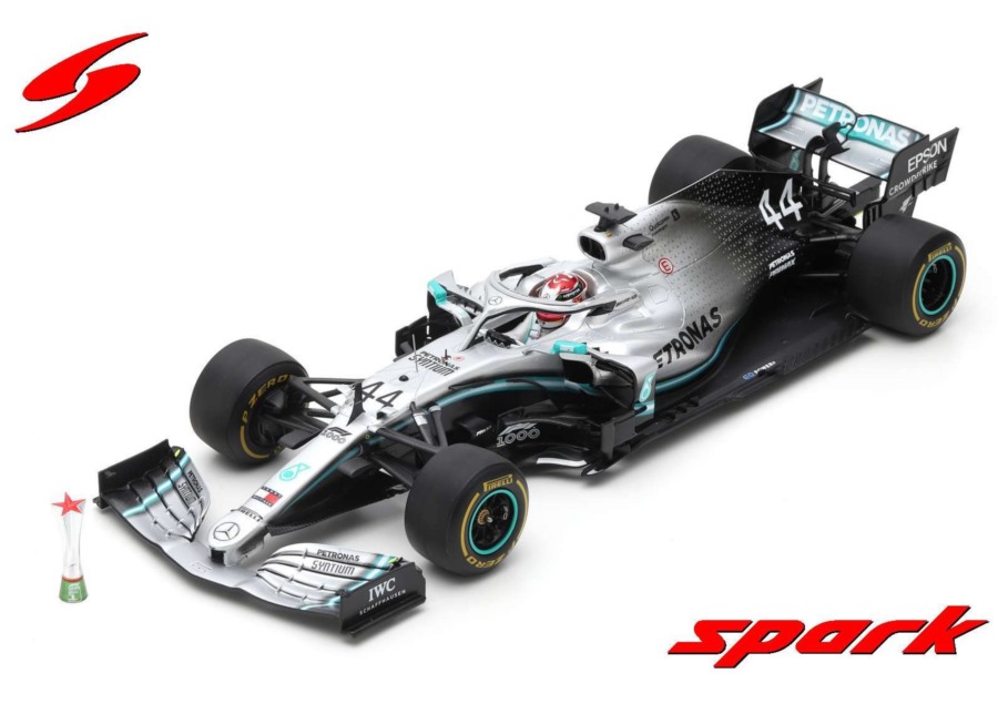 Модель 1:18 Mercedes-AMG Petronas W10 EQ Power+ №44 Winner Chinese GP (Lewis Hamilton)