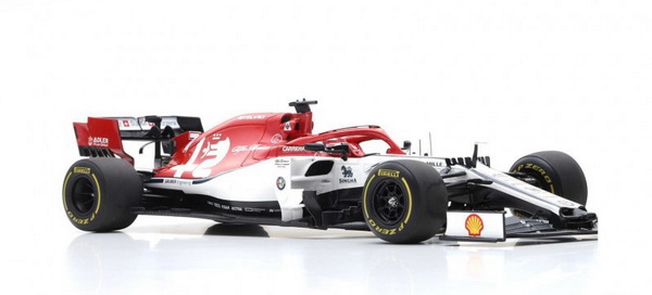 Модель 1:18 Alfa Romeo Racing Sauber C38 №7 Australian GP (Kimi Räikkönen)