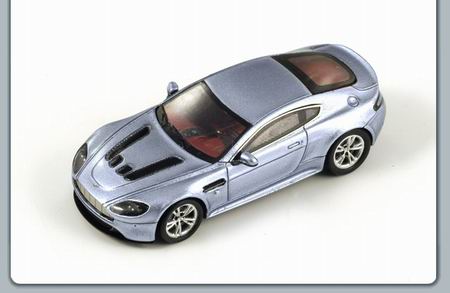 Модель 1:87 Aston Martin V12 Vantage
