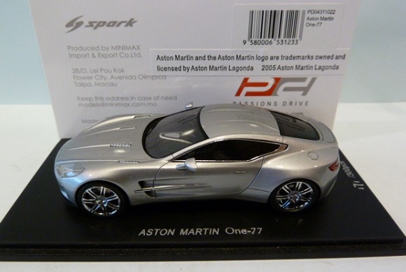 Модель 1:43 Aston Martin One-77 2010 Silver Limited Edition 300 pcs.