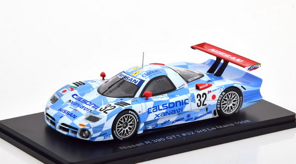 Модель 1:43 Nissan R 390 GT1 №32 24h Le Mans (A.Suzuki - K.Hoshino - M.Kageyama) (издание для Hachette)