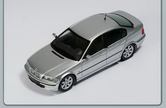 bmw 328i road version (facelift) - silver S0432 Модель 1:43