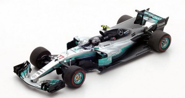 Модель 1:43 Mercedes-AMG Petronas F1 Team W08 EQ Power+ №77 GP Russland (Valtteri Bottas)
