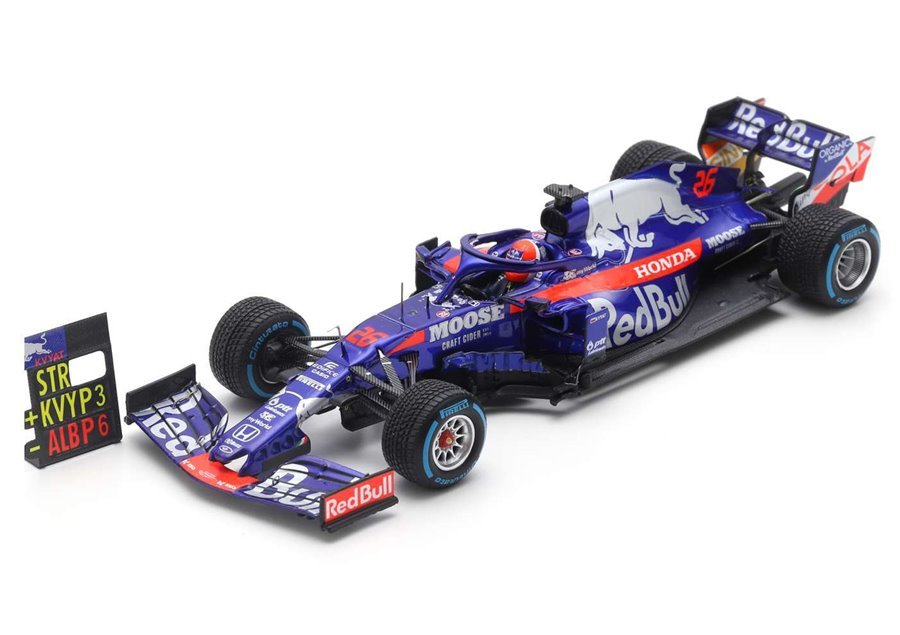 Модель 1:43 Red Bull Toro Rosso Honda STR14 №26 3rd German GP (Daniil Kvyat)